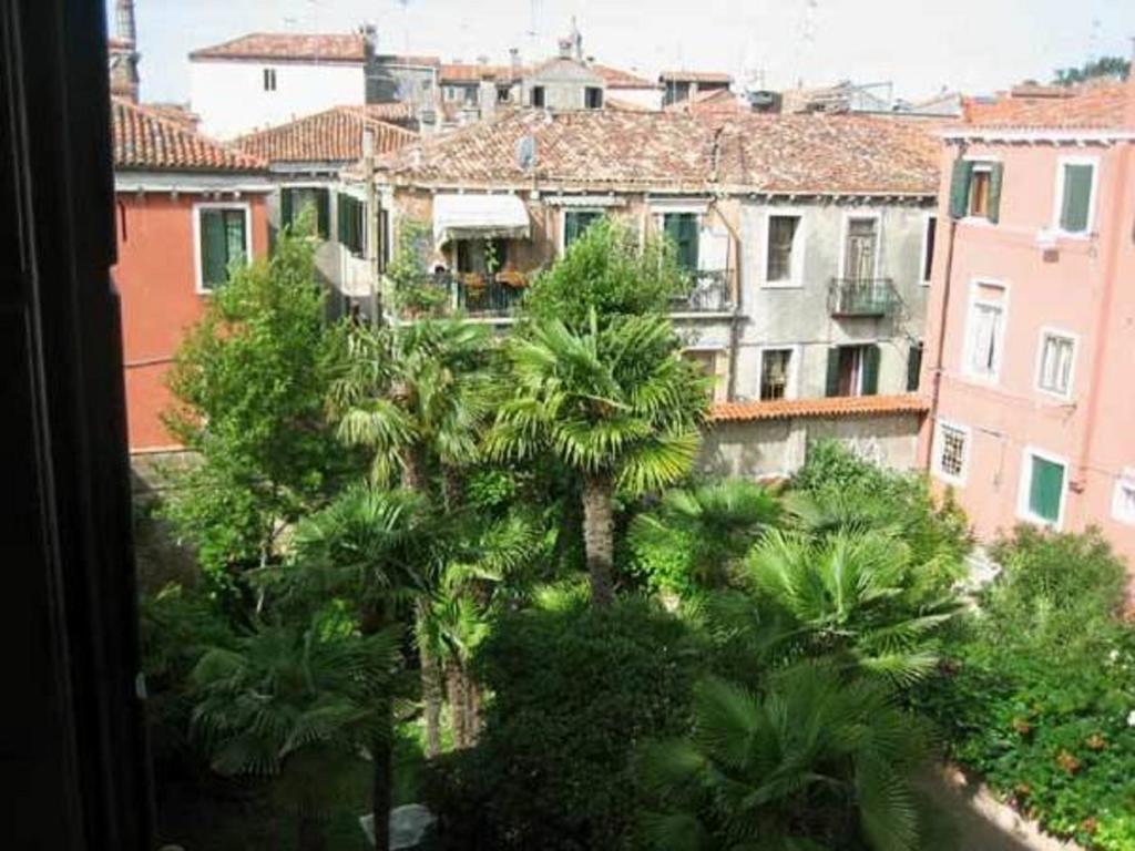 Palazzo Celsi Apartment Венеция Стая снимка